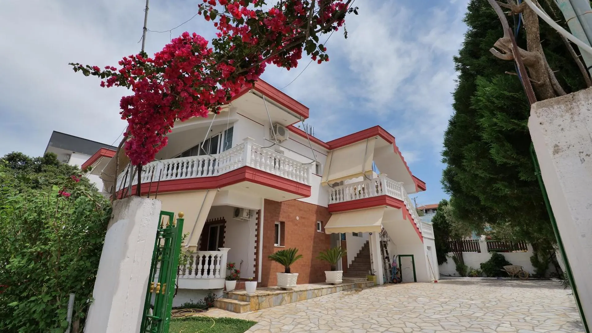 Pensión Vila Melisa Ksamil