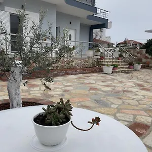 Apartament Xhonis, Ksamil