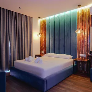 Hotel Piramida, Ksamil